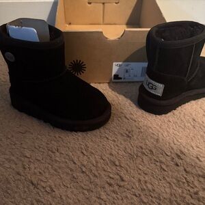 UGG Black Infant Booties